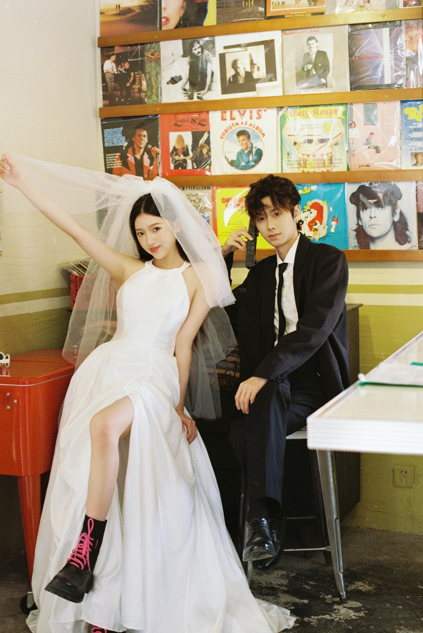 《去他X的世界》胶片婚纱23