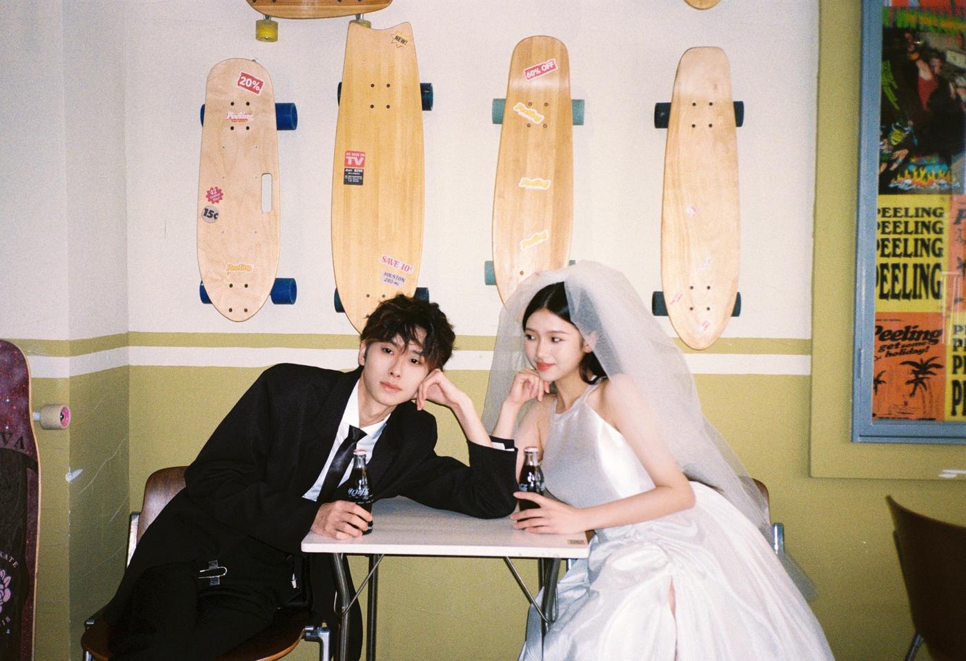 《去他X的世界》胶片婚纱15