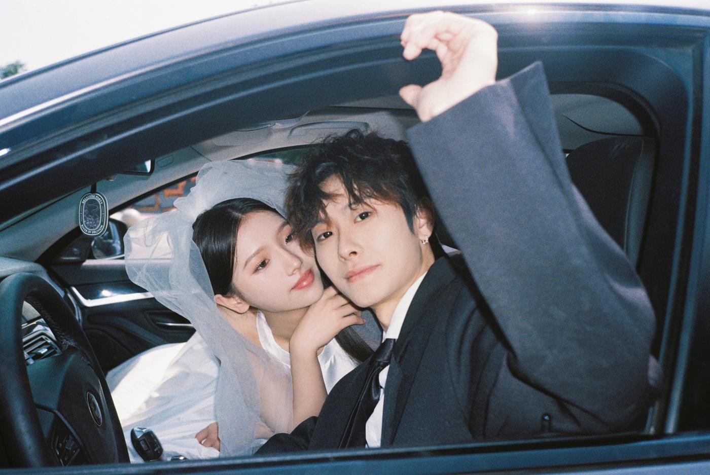 《去他X的世界》胶片婚纱5