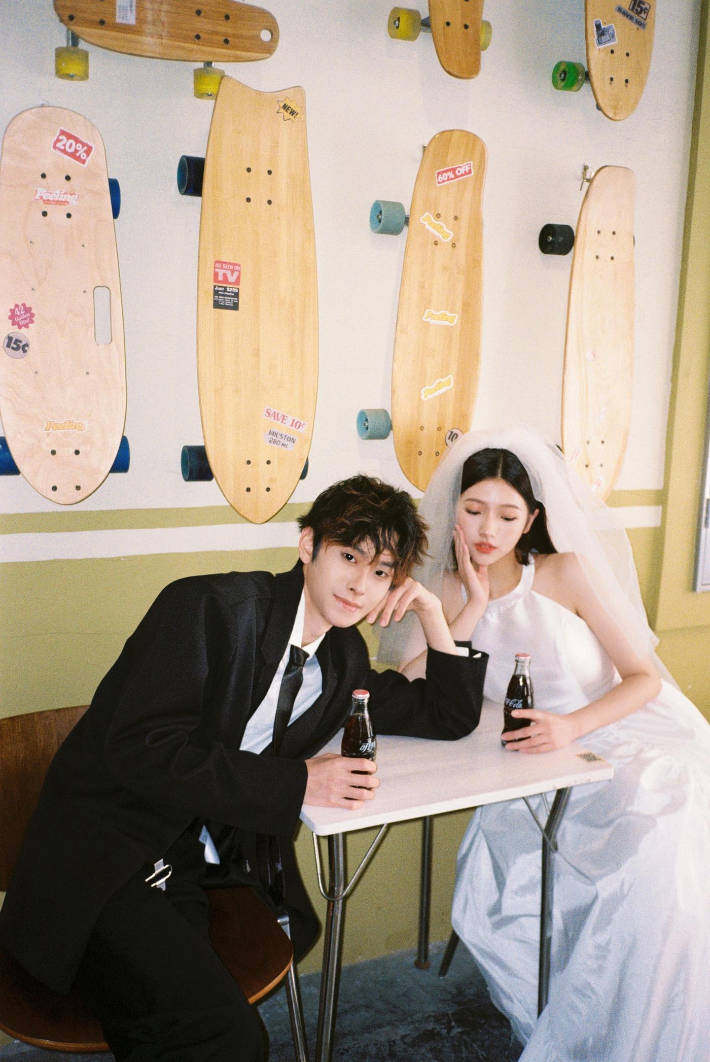 《去他X的世界》胶片婚纱16