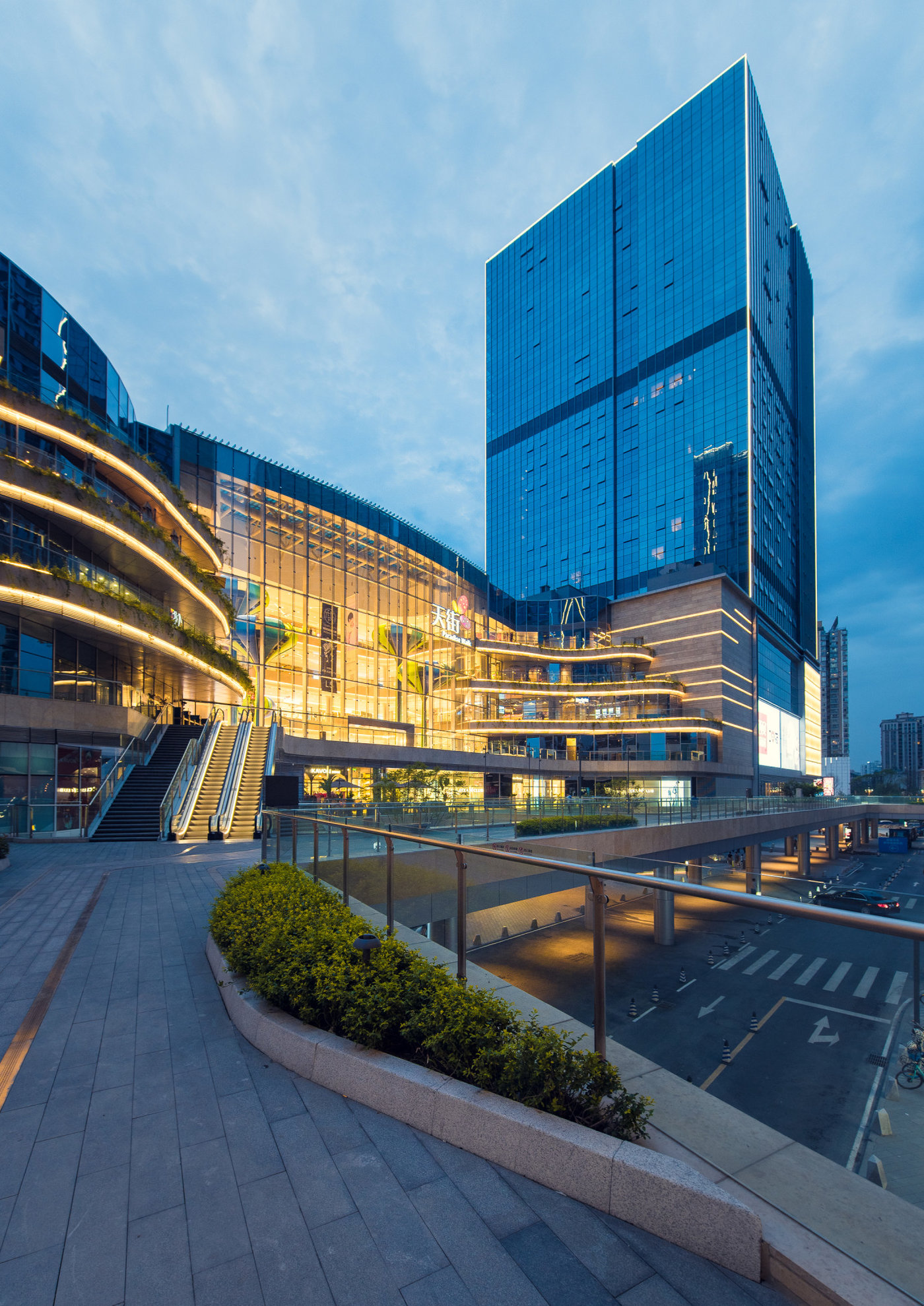 成都-龙湖西宸天街