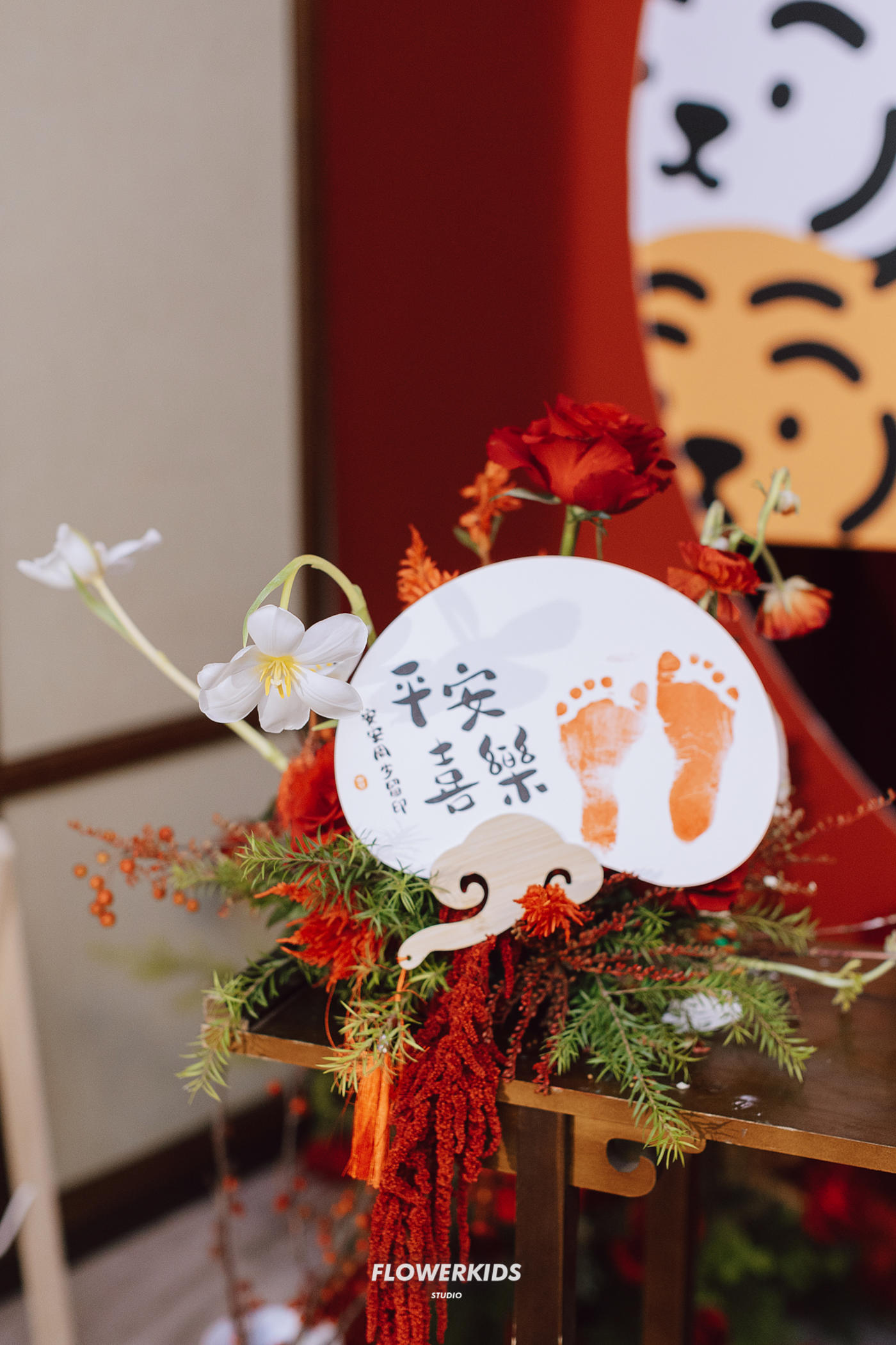 光会写诗，写给光里的人。🏮18