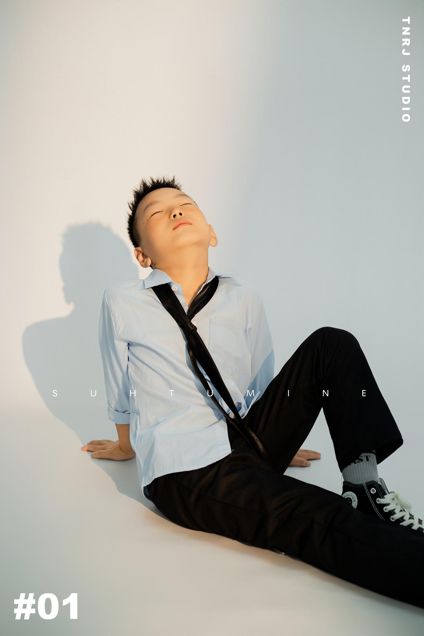 大男孩杂志风1
