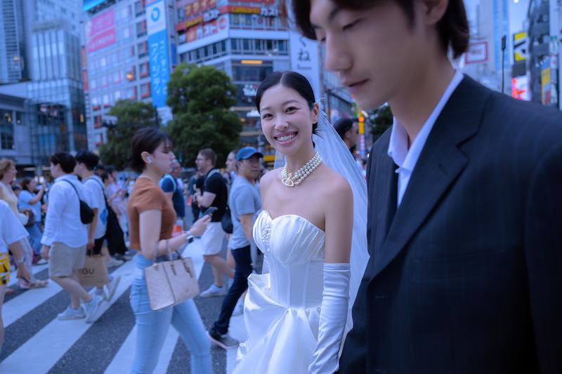 人潮汹涌中紧紧抱住你 第2张 日本婚纱照 日本旅拍 日本尼鹿摄影
