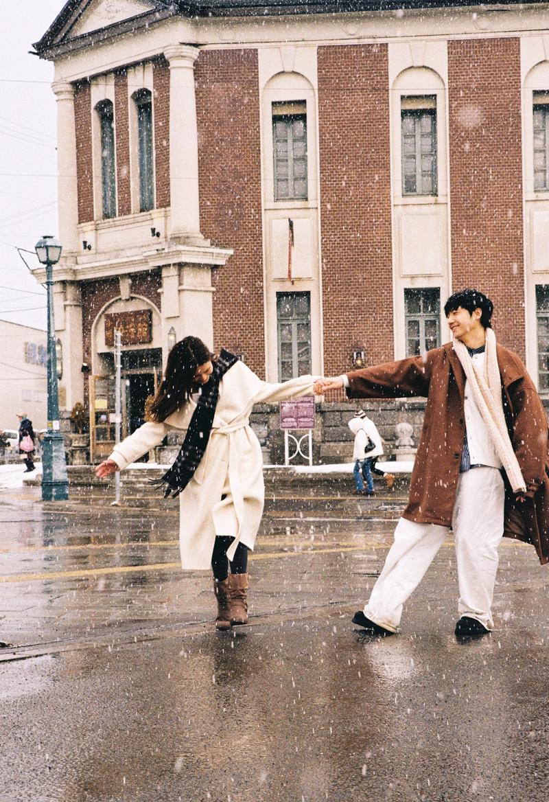 小樽悬崖海边 第14张 日本婚纱照 日本旅拍 小樽婚纱照 日本尼鹿摄影