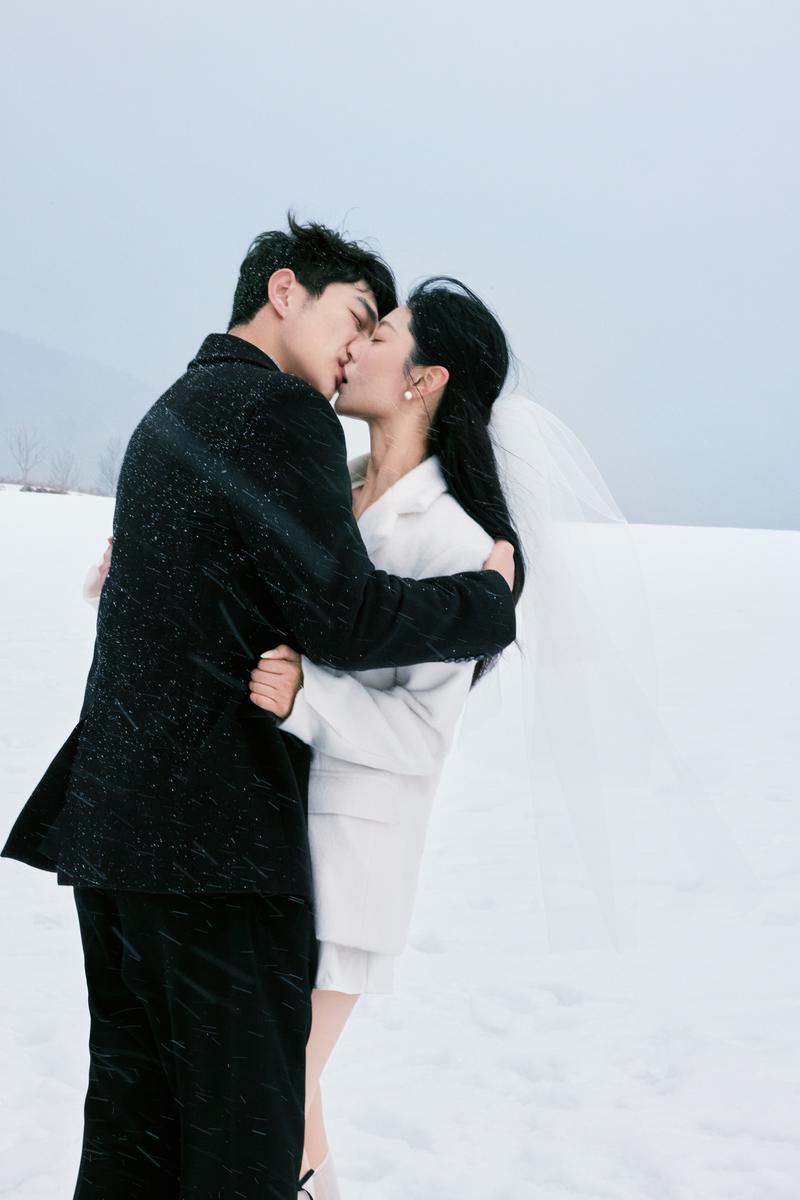 雪地里相爱 第20张 日本婚纱照 日本旅拍 日本雪景婚纱照 日本尼鹿摄影