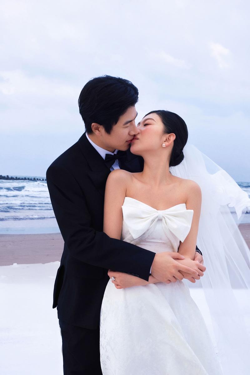 北海道冬季 钱函海边 第4张 日本婚纱照 日本旅拍 北海道婚纱照 日本尼鹿摄影