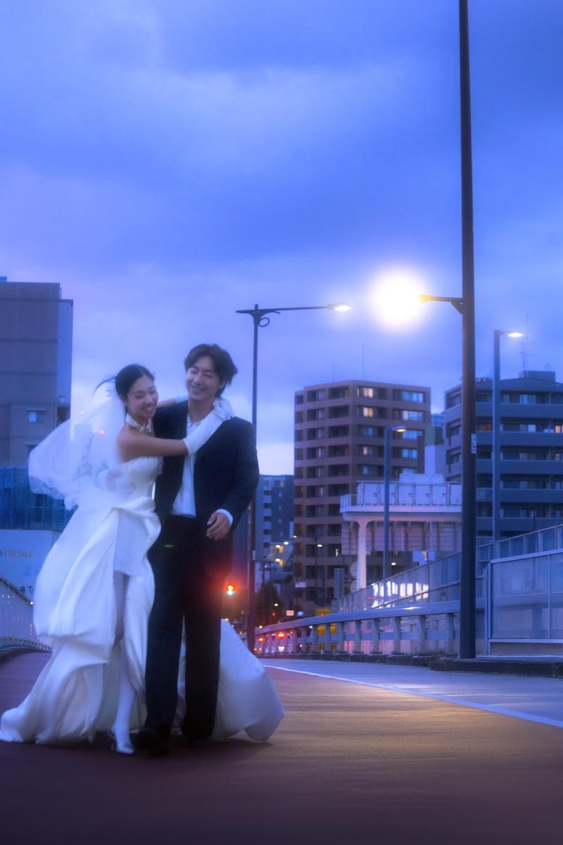 人潮汹涌中紧紧抱住你 第22张 日本婚纱照 日本旅拍 日本尼鹿摄影