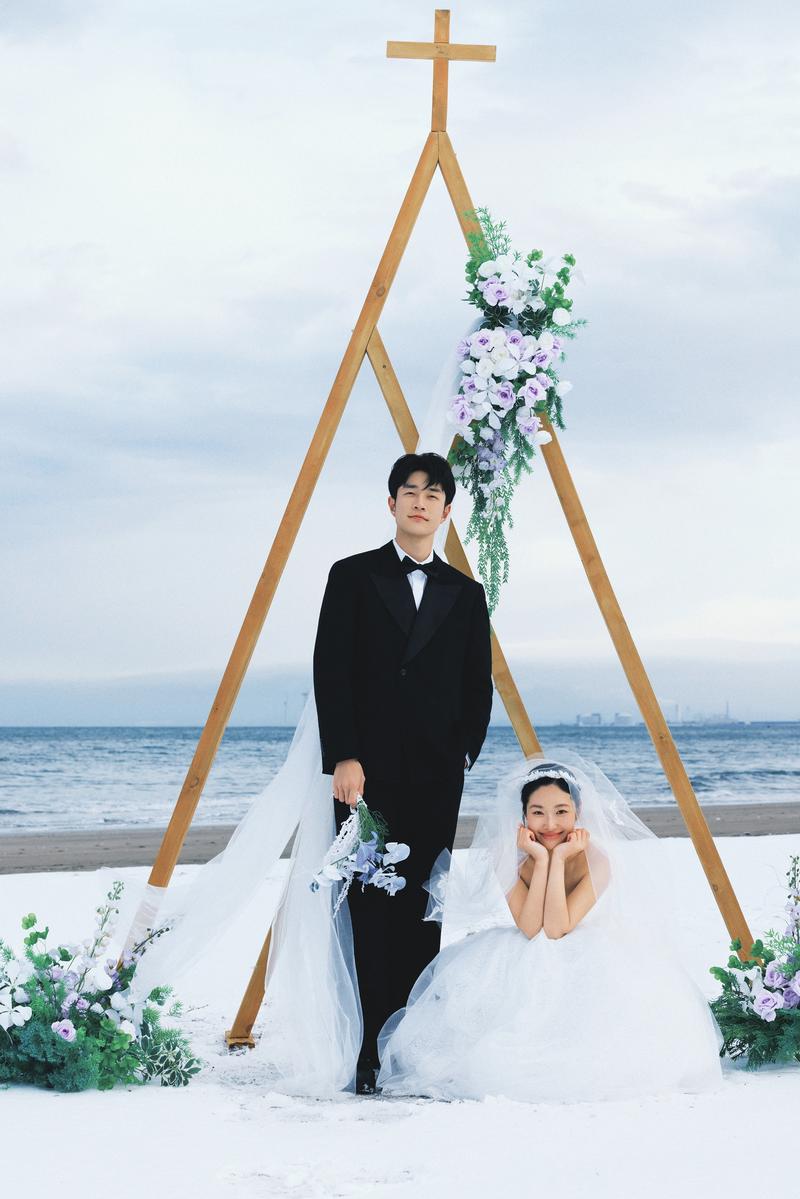 在北海道无人的海边举办了目的地婚礼 第44张 日本婚纱照 日本旅拍 北海道婚纱照 日本尼鹿摄影