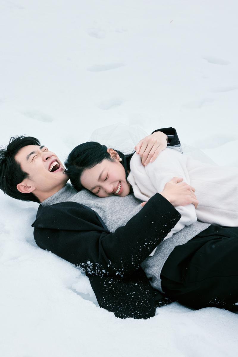 雪地里相爱 第15张 日本婚纱照 日本旅拍 日本雪景婚纱照 日本尼鹿摄影