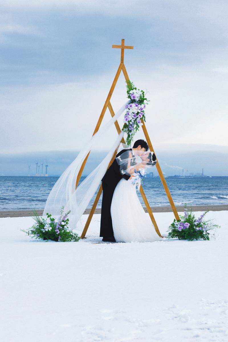 在北海道无人的海边举办了目的地婚礼 第24张 日本婚纱照 日本旅拍 北海道婚纱照 日本尼鹿摄影