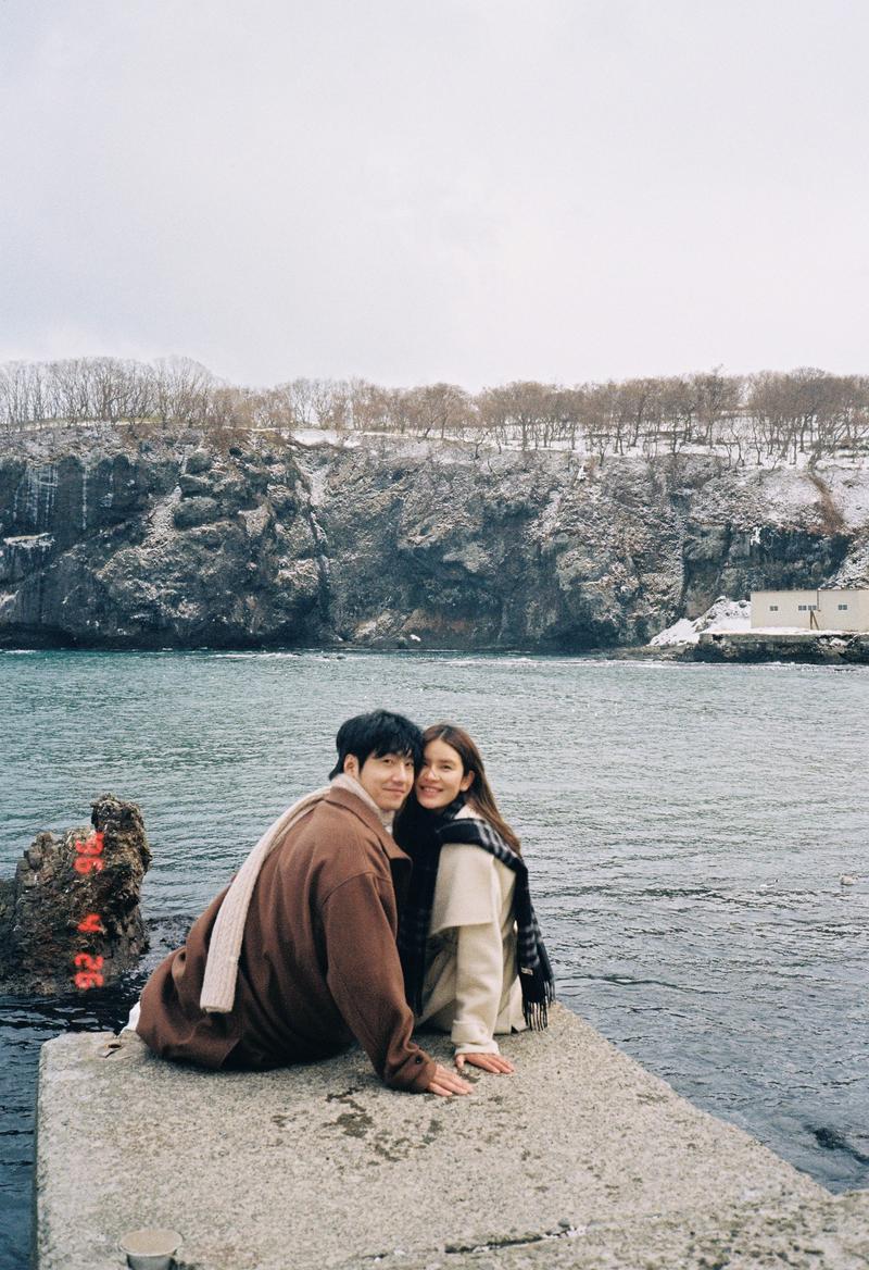 小樽悬崖海边 第7张 日本婚纱照 日本旅拍 小樽婚纱照 日本尼鹿摄影