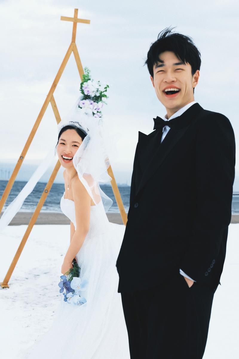 在北海道无人的海边举办了目的地婚礼 第29张 日本婚纱照 日本旅拍 北海道婚纱照 日本尼鹿摄影