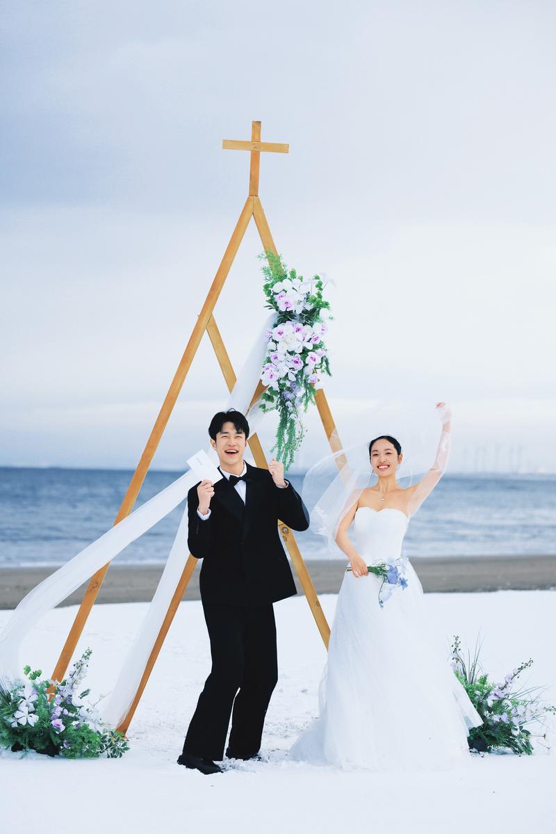在北海道无人的海边举办了目的地婚礼 第27张 日本婚纱照 日本旅拍 北海道婚纱照 日本尼鹿摄影