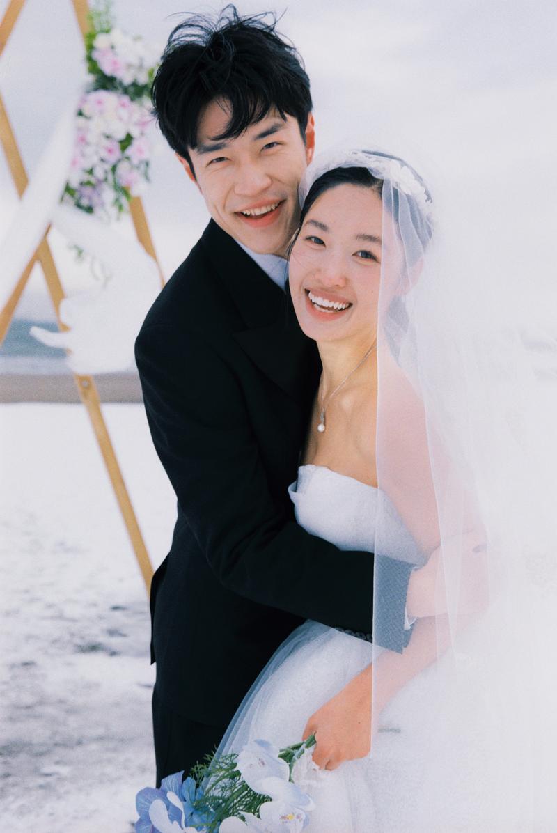 在北海道无人的海边举办了目的地婚礼 第10张 日本婚纱照 日本旅拍 北海道婚纱照 日本尼鹿摄影