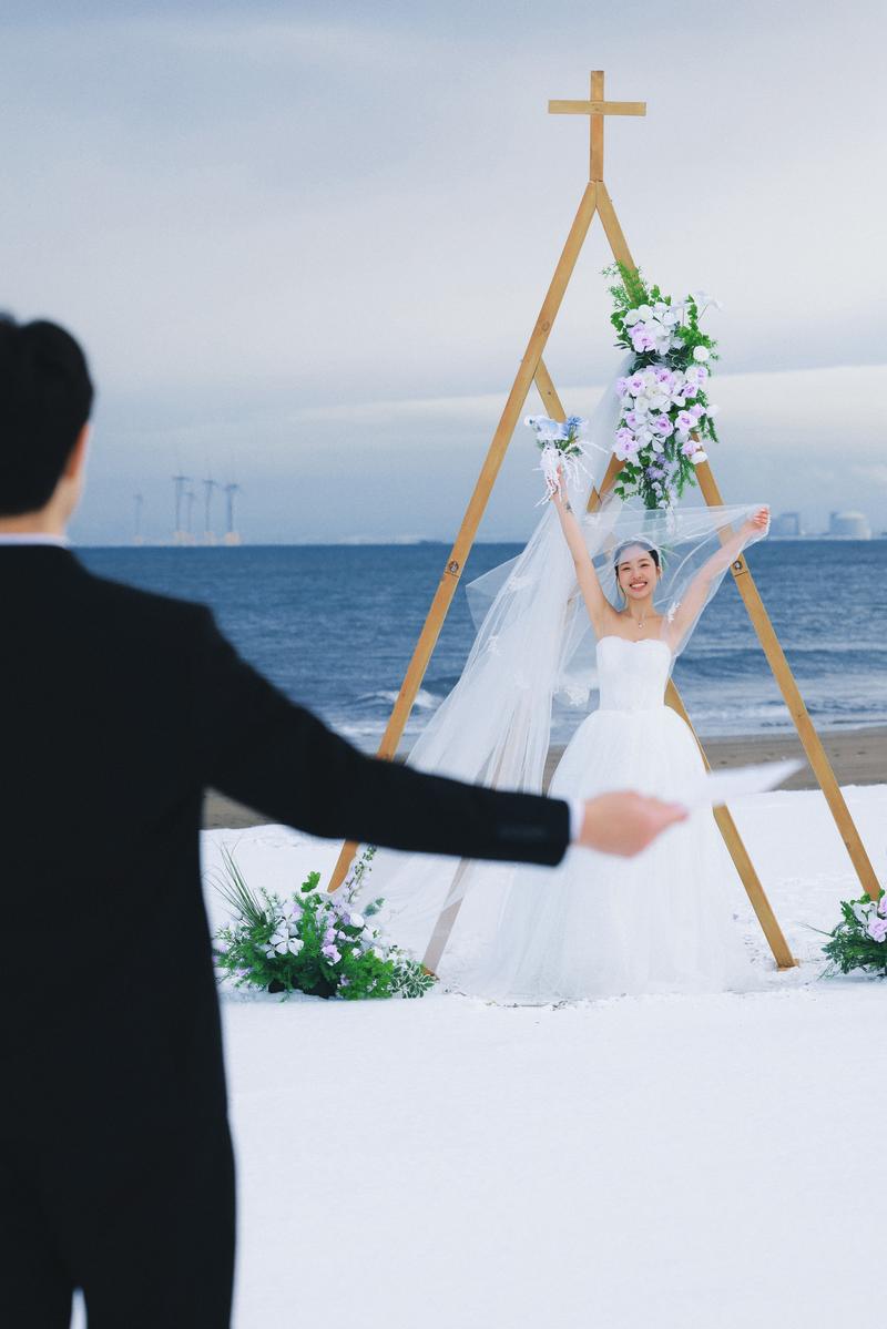 在北海道无人的海边举办了目的地婚礼 第11张 日本婚纱照 日本旅拍 北海道婚纱照 日本尼鹿摄影