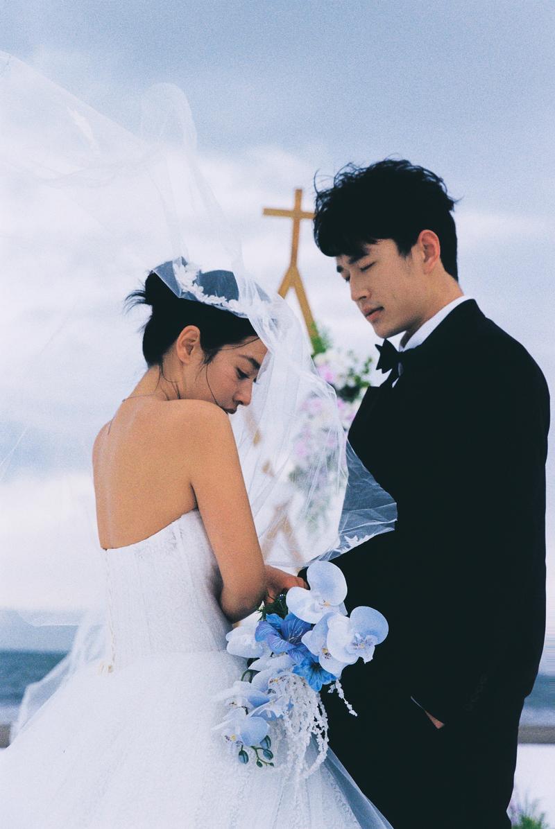在北海道无人的海边举办了目的地婚礼 第9张 日本婚纱照 日本旅拍 北海道婚纱照 日本尼鹿摄影