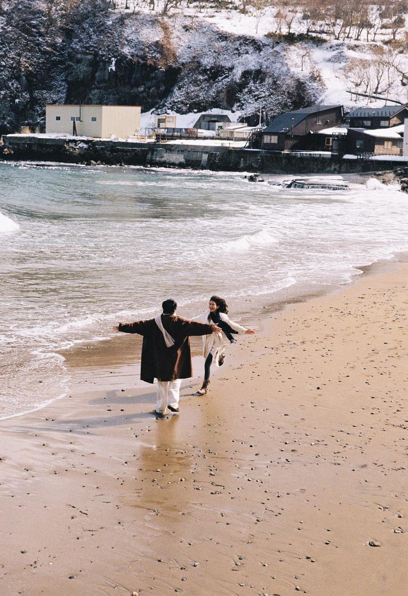 小樽悬崖海边 第5张 日本婚纱照 日本旅拍 小樽婚纱照 日本尼鹿摄影