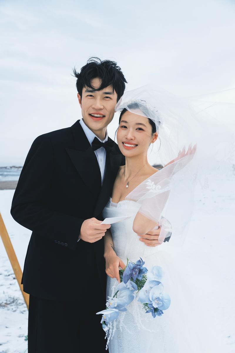 在北海道无人的海边举办了目的地婚礼 第31张 日本婚纱照 日本旅拍 北海道婚纱照 日本尼鹿摄影