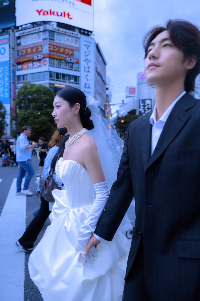 人潮汹涌中紧紧抱住你 第3张 日本婚纱照 日本旅拍 日本尼鹿摄影