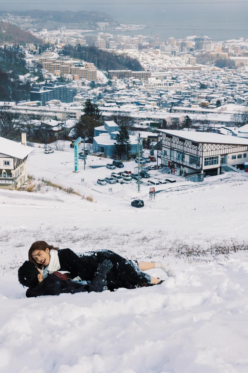 北海道的小樽天狗山 第126张 日本婚纱照 日本旅拍 北海道婚纱照 小樽婚纱照 日本雪景婚纱照 日本尼鹿摄影